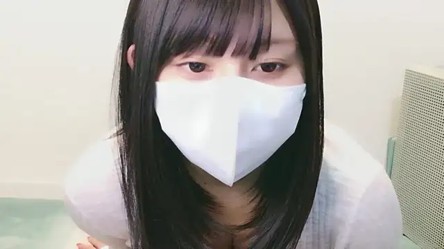 Snapshot of YUTSU_KI chatting on October 23, 2:05 pm YUTSU KI online show from October 23, 2:05 pm