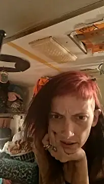 whitetrashdirtyslut online show from July 1, 4:25 am
