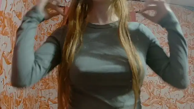 strawberrysmoothie online show from February 20, 1:35 am