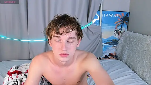 4ever dude online show from September 19, 11:33 am