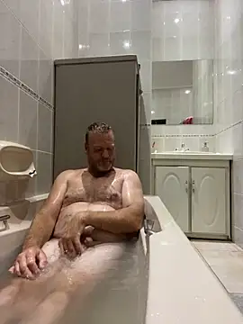 Snapshot of sexycouple109 chatting on February 5, 6:26 pm sexycouple109 online show from February 5, 6:26 pm