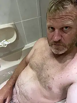 Snapshot of sexycouple109 chatting on March 4, 5:34 pm sexycouple109 online show from March 4, 5:34 pm