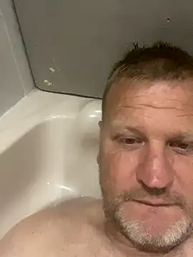 Snapshot of sexycouple109 chatting on September 15, 5:35 pm sexycouple109 online show from September 15, 5:35 pm