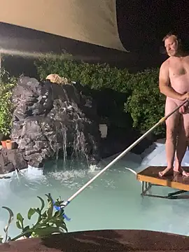 Snapshot of sexycouple109 chatting on October 14, 5:47 pm sexycouple109 online show from October 14, 5:47 pm