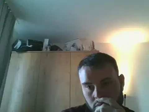 Snapshot of hotshot5395 chatting on January 19, 2:59 pm hotshot5395 online show from January 19, 2:59 pm