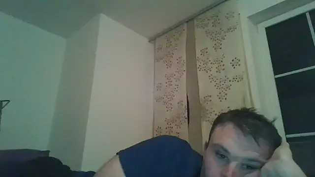 Snapshot of hotshot5395 chatting on October 8, 7:11 pm hotshot5395 online show from October 8, 7:11 pm