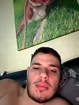 Snapshot of oscar_sweet22 chatting on October 22, 9:14 pm oscar sweet22 online show from October 22, 9:14 pm