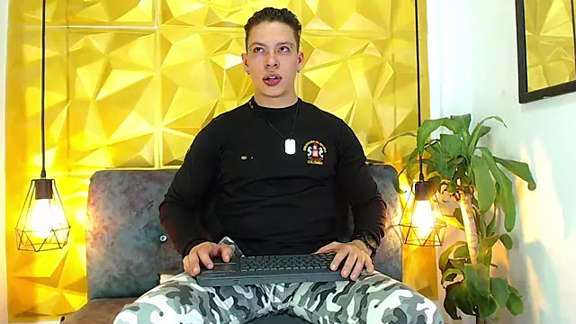 Baxter Dex online show from December 18, 3:15 am