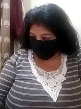 Snapshot of Shoni__ chatting on December 8, 6:17 pm Shoni online show from December 8, 6:17 pm