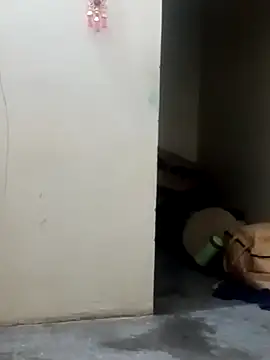 Snapshot of Shoni__ chatting on December 16, 10:24 pm Shoni online show from December 16, 10:24 pm