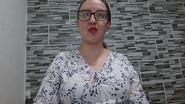 Venus Santana online show from May 2, 4:56 pm