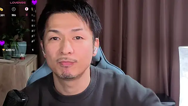 HARU-outdoor-x online show from December 19, 2:13 pm