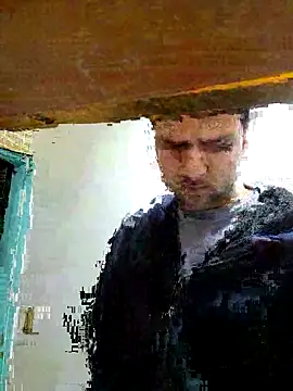 Snapshot of Fucklover011 chatting on November 15, 11:51 am Fucklover011 online show from November 15, 11:51 am