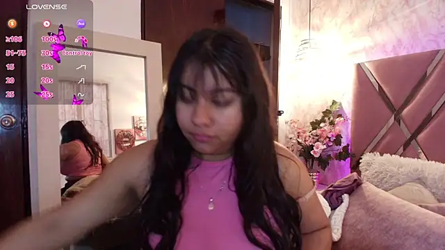 Snapshot of Miaa_Smiith1 chatting on February 28, 12:09 pm Miaa Smiith1 online show from February 28, 12:09 pm