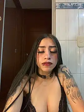 Snapshot of Bunny_sexy01 chatting on December 31, 2:19 am Bunny sexy01 online show from December 31, 2:19 am