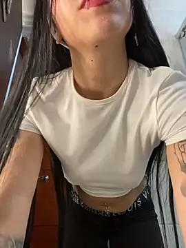 Snapshot of Bunny_sexy01 chatting on January 27, 1:48 am Bunny sexy01 online show from January 27, 1:48 am