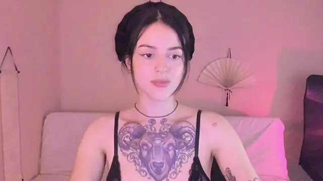 phoenix xx online show from April 12, 9:09 pm