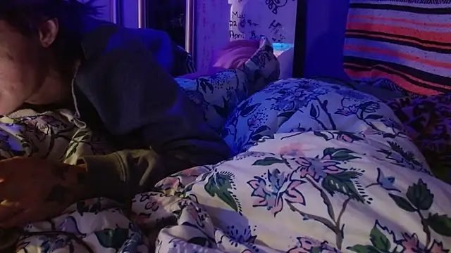 watermellonpussy online show from April 11, 9:02 am