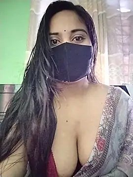 Snapshot of SimaRoy- chatting on July 17, 2:51 am SimaRoy- online show from July 17, 2:51 am