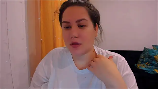  madalexa  online show from February 2, 9:40 am