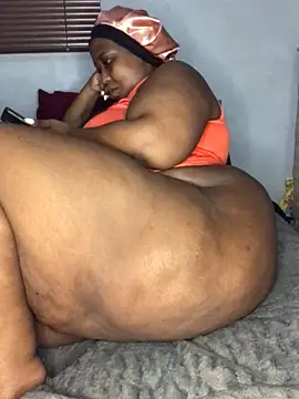 sotho ssbbw online show from May 20, 12:28 am