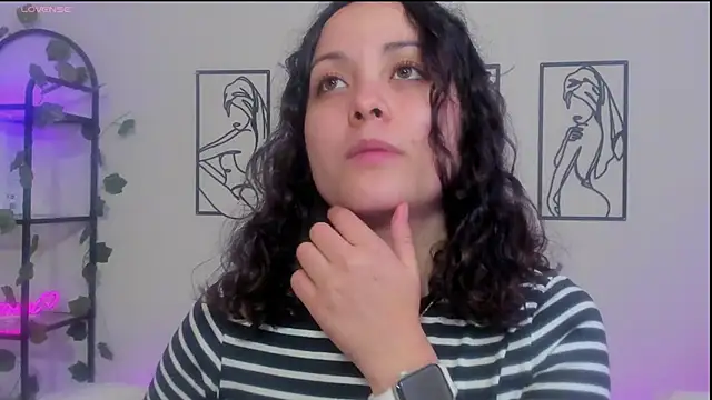 Megan Rodrigo online show from March 10, 6:56 pm