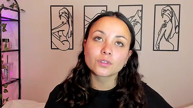 Megan Rodrigo online show from September 24, 5:49 pm