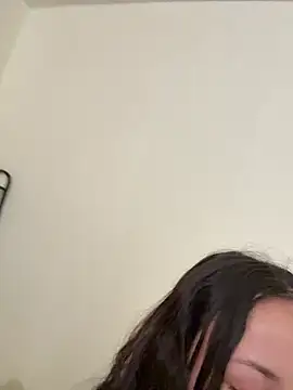 Megan Rodrigo online show from April 14, 12:44 pm