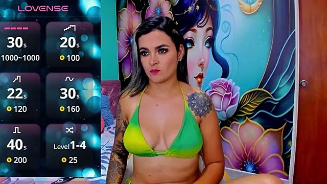 Snapshot of mia_bigtits17 chatting on December 13, 1:59 am mia bigtits17 online show from December 13, 1:59 am