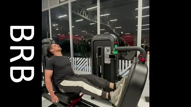 Tom blunt96 online show from March 29, 7:19 am