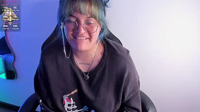 lucky-leah online show from March 21, 8:19 am