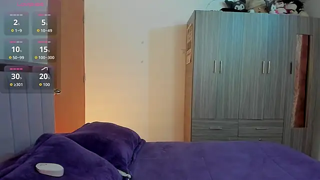 Kayla foxxy online show from November 15, 5:27 am