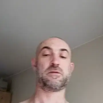 niesmialy39oon online show from May 24, 6:46 pm