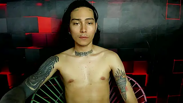 chromeheart  online show from April 10, 9:19 pm