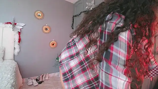 Snapshot of arteverena chatting on January 4, 5:58 pm arteverena online show from January 4, 5:58 pm