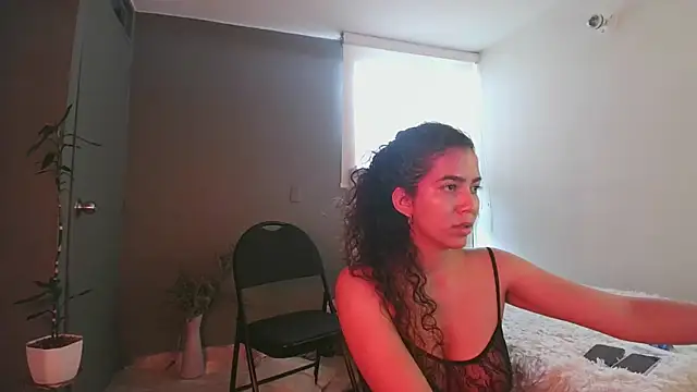 Snapshot of arteverena chatting on January 24, 9:15 pm arteverena online show from January 24, 9:15 pm