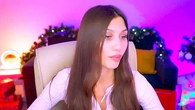 MollyPerry online show from December 13, 1:26 am