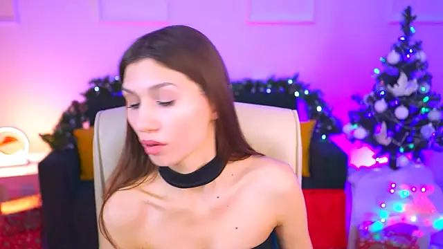 MollyPerry online show from December 24, 3:58 pm