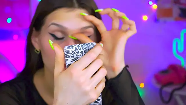 MollyPerry online show from March 12, 7:17 pm