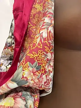 Snapshot of Nottynadiaa chatting on June 11, 8:45 am Nottynadiaa online show from June 11, 8:45 am