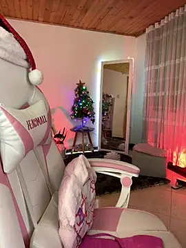 Violetta kim1 online show from December 14, 3:18 am