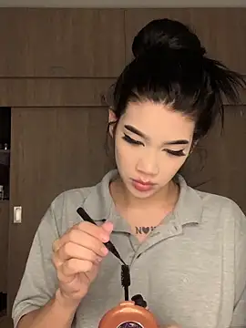 Ambar R0SSE online show from March 10, 5:00 am