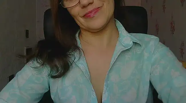 KittyyLaBeauty online show from March 21, 2:07 pm