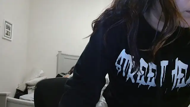 Crazyfunroom online show from January 10, 5:37 am