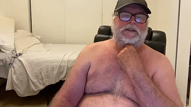 Snapshot of Drummajor chatting on January 5, 4:47 am Drummajor online show from January 5, 4:47 am