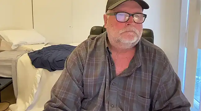 Snapshot of Drummajor chatting on March 15, 5:37 pm Drummajor online show from March 15, 5:37 pm