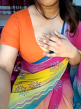 Snapshot of Dayna-36 chatting on November 9, 3:43 pm Dayna-36 online show from November 9, 3:43 pm