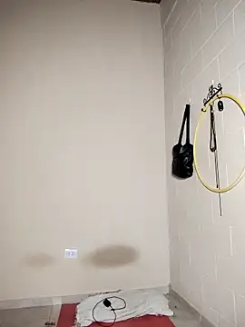 0hYeahbb online show from February 18, 11:41 pm