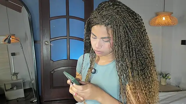 nayah   online show from March 27, 7:57 pm