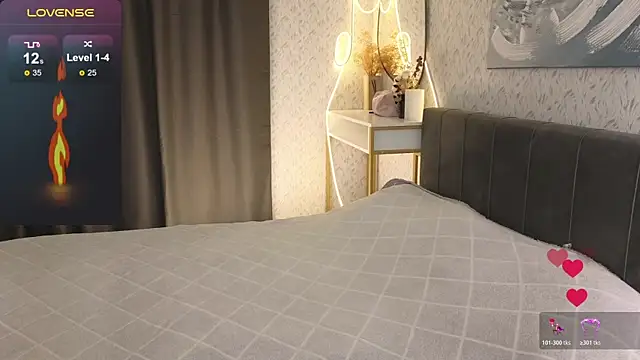 YourSweetDream  online show from October 18, 8:26 am